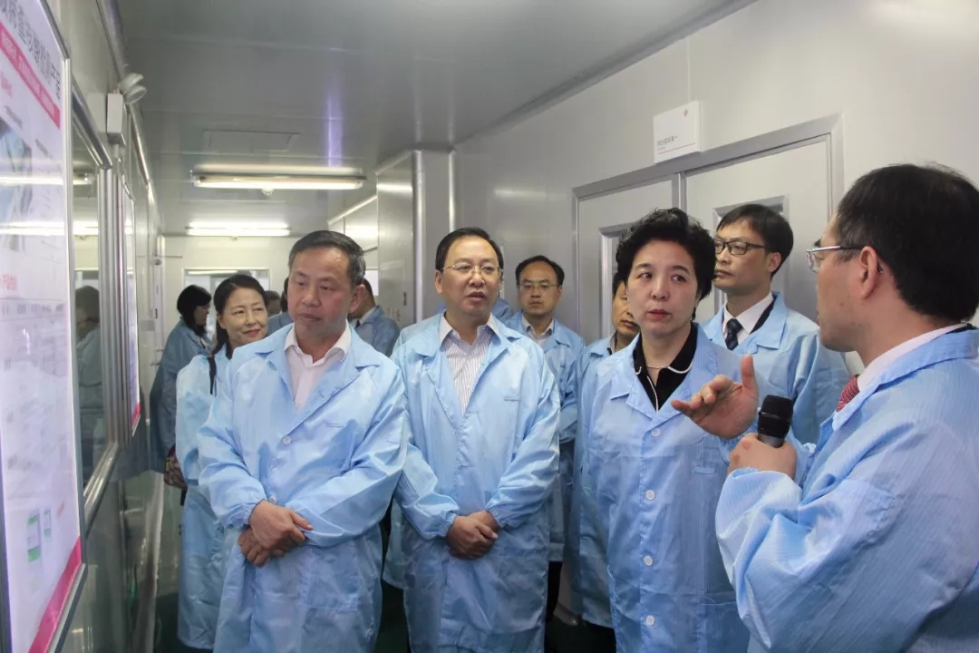 伟德体育 - 综合体育赛事平台|奥体中心相助同伴