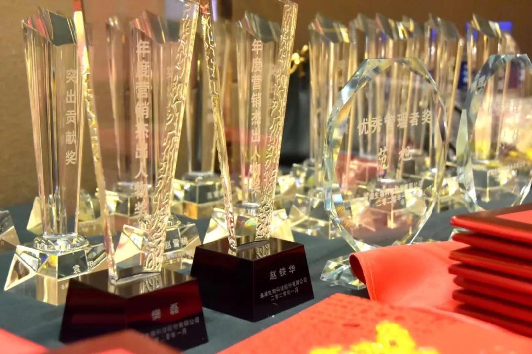 伟德体育 - 综合体育赛事平台|奥体中心相助同伴