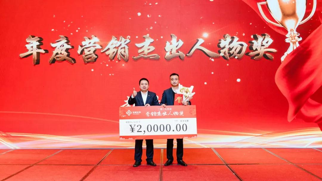伟德体育 - 综合体育赛事平台|奥体中心相助同伴