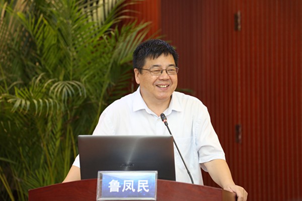 伟德体育 - 综合体育赛事平台|奥体中心相助同伴
