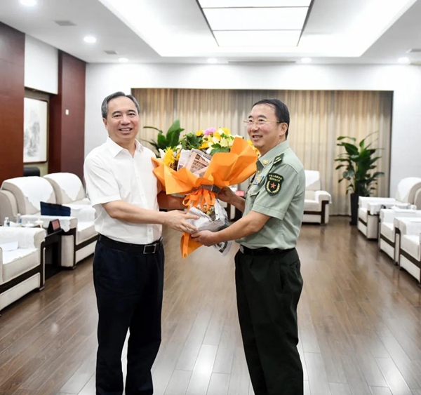 伟德体育 - 综合体育赛事平台|奥体中心相助同伴