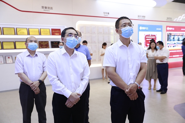 伟德体育 - 综合体育赛事平台|奥体中心相助同伴