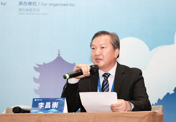伟德体育 - 综合体育赛事平台|奥体中心相助同伴