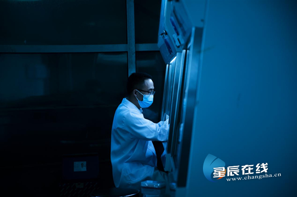 伟德体育 - 综合体育赛事平台|奥体中心相助同伴