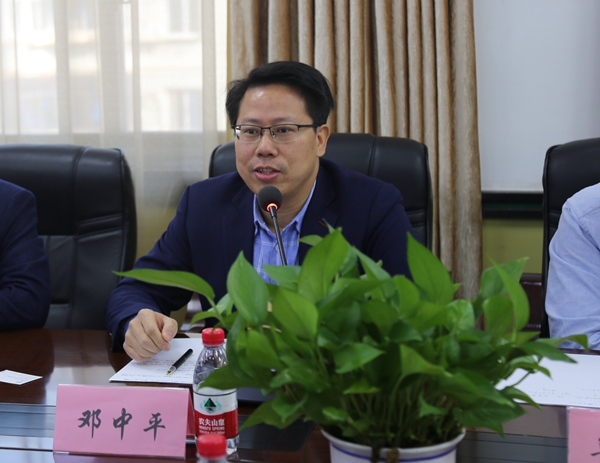 伟德体育 - 综合体育赛事平台|奥体中心相助同伴