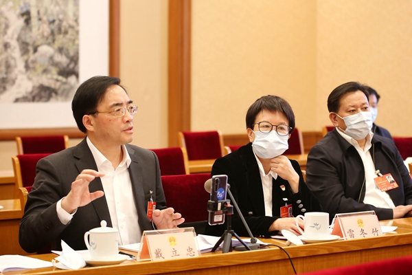 伟德体育 - 综合体育赛事平台|奥体中心相助同伴