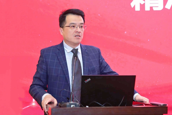 伟德体育 - 综合体育赛事平台|奥体中心相助同伴
