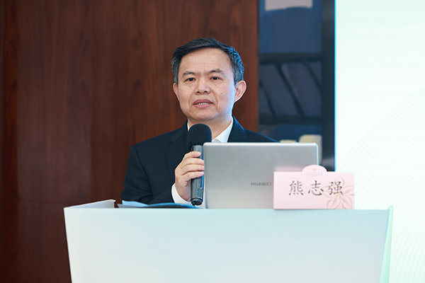 伟德体育 - 综合体育赛事平台|奥体中心相助同伴