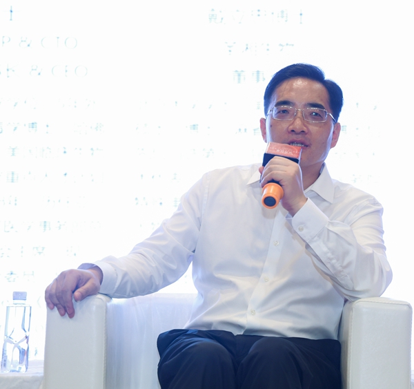 伟德体育 - 综合体育赛事平台|奥体中心相助同伴