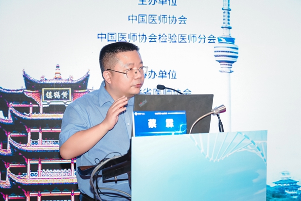 伟德体育 - 综合体育赛事平台|奥体中心相助同伴