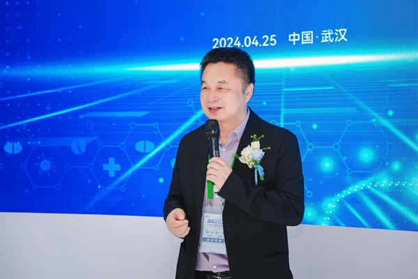 伟德体育 - 综合体育赛事平台|奥体中心相助同伴